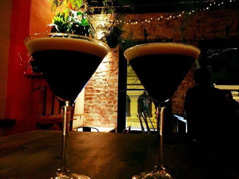 Mollie's Bar & Diner - Accommodation Melbourne 0