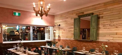 A Treat Of France - Accommodation Melbourne 1