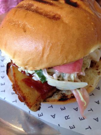 Eat Burger - Accommodation Melbourne 0