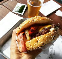 Grand Trailer Park Taverna - Accommodation Melbourne