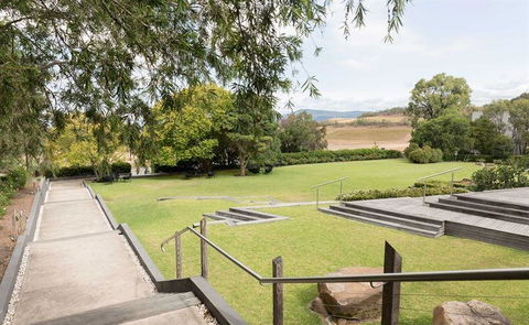 Vines Restaurant At Hollydene Estate - Accommodation Melbourne 11
