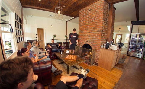 The Hub Pizza & Beer - Accommodation Melbourne 2