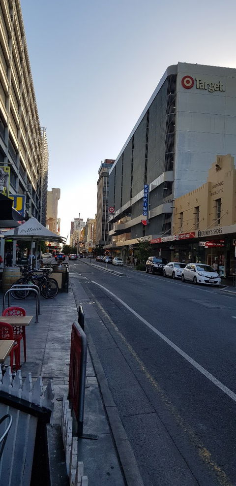 Grill’d - Accommodation Melbourne 11