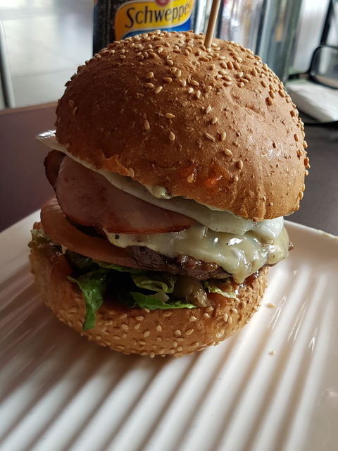 Grill’d - Accommodation Melbourne 6