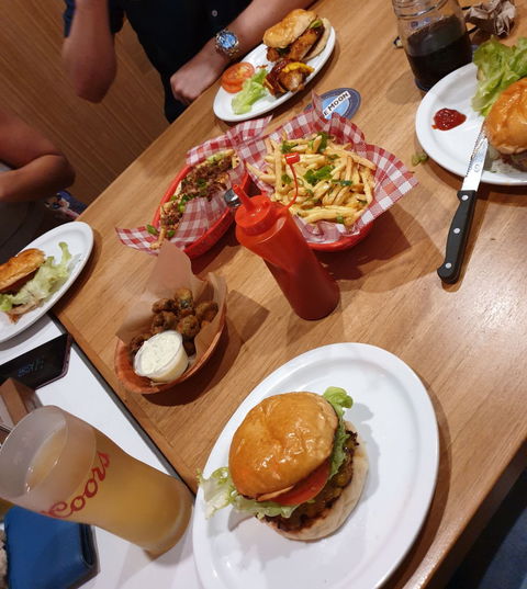 Easy Street Diner - Accommodation Melbourne 5