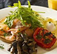 Hungry Wolfs Kincumber - Accommodation Melbourne