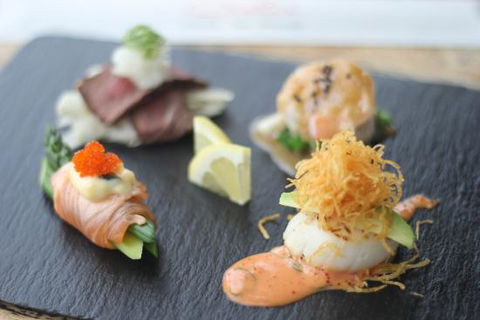 Oishii Japanese & Thai Restaurant - Accommodation Melbourne 0