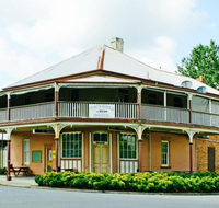 The Victoria Hotel Hinton - Accommodation Melbourne