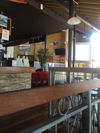 Crescent Head Tavern - Accommodation Melbourne 5
