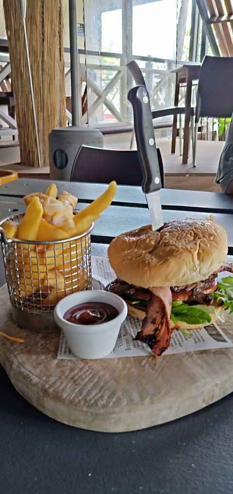 The Caves Country Pub - Accommodation Melbourne 9