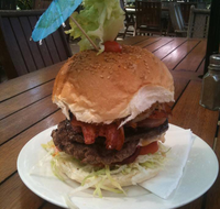 Dingo Beach Hotel - Accommodation Melbourne