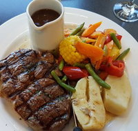 Snug Tavern - Accommodation Melbourne