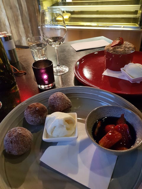 Bushman's - Melbourne 4u 1