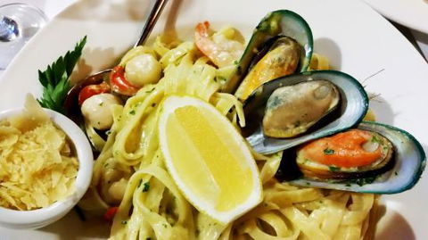 Hamers Hotel Bar And Grill - Melbourne 4u 0