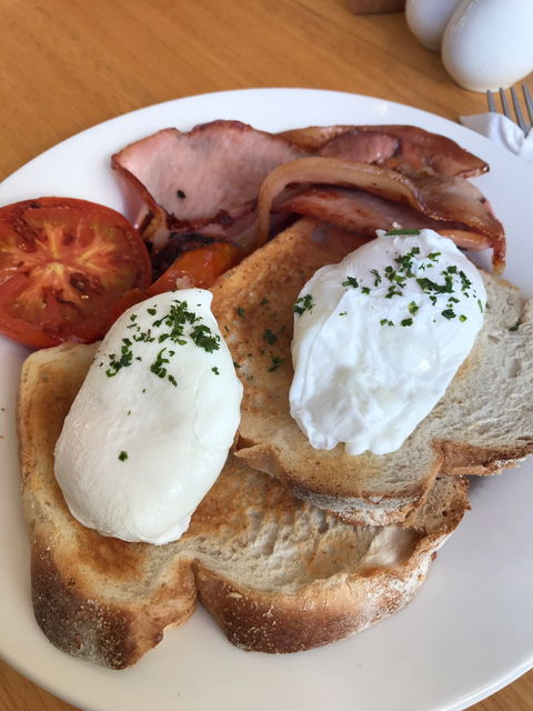 Tracks Cafe - Melbourne 4u 4