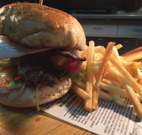 The Woodvale Tavern - Accommodation Melbourne