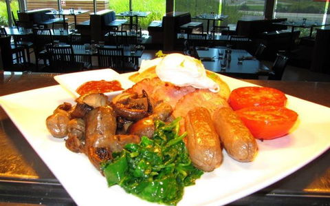 East Ridge Platinum Cafe And Restaurant - Accommodation Melbourne 9