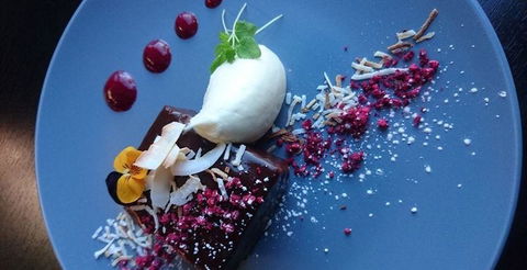 East Ridge Platinum Cafe And Restaurant - Accommodation Melbourne 11