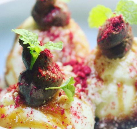 FOS Kitchen & Bar - Accommodation Melbourne 9