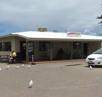 Barnacles Food Bar - Accommodation Melbourne