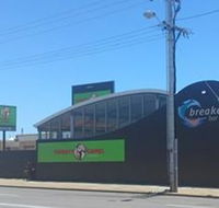 Breakers Bar  Cafe - Accommodation Melbourne