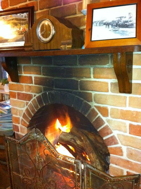 Spencers Brook Tavern - Accommodation Melbourne 4