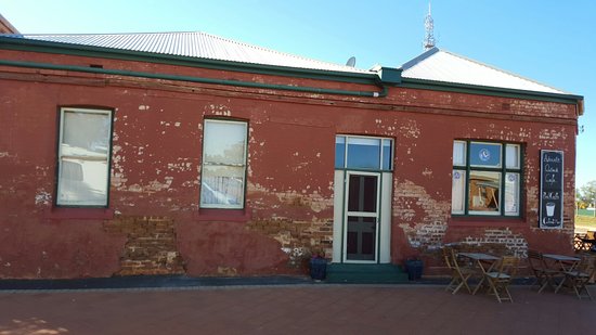 Menzies WA Accommodation Melbourne