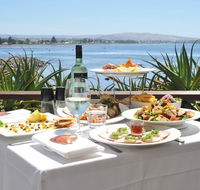 Eat at Whalers restaurant - Accommodation Melbourne