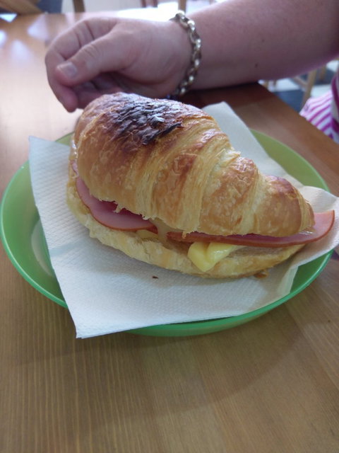 Waffles & Gems - Accommodation Melbourne 3