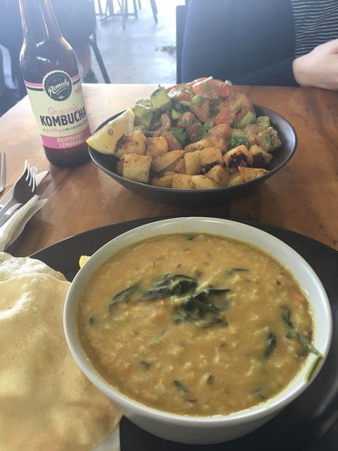 Giri Kana Cafe - Accommodation Melbourne 2