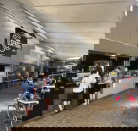 Cairns Courtyard Cafe - Accommodation Melbourne