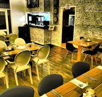 The Swae  Ivy - Bar  Restaurant - Accommodation Melbourne