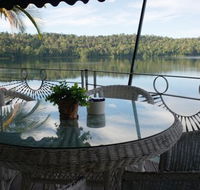 Lake Barrine Tea House Restaurant And Cottage Accomodation - Accommodation Melbourne