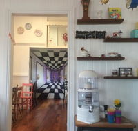 Mad Hatterz - Accommodation Melbourne