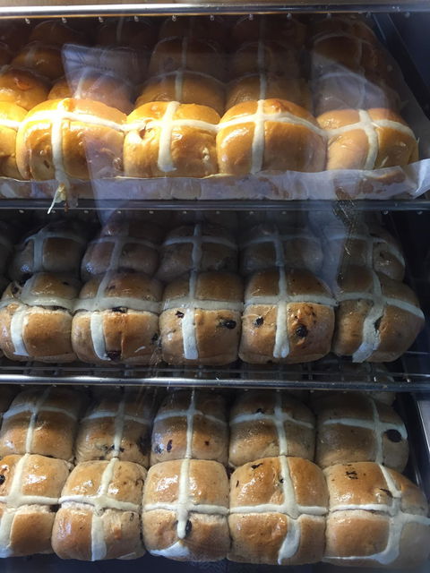 Tully Hot Bread - Accommodation Melbourne 1