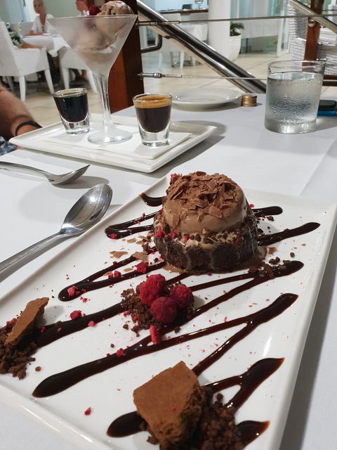 Waterfront Restaurant & Bar - Melbourne 4u 2