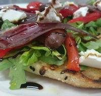 Mena Creek Hotel - Accommodation Melbourne