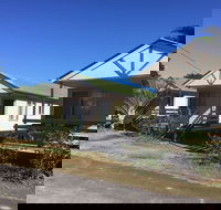 Miriam Vale Hotel Kitchen - Accommodation Melbourne