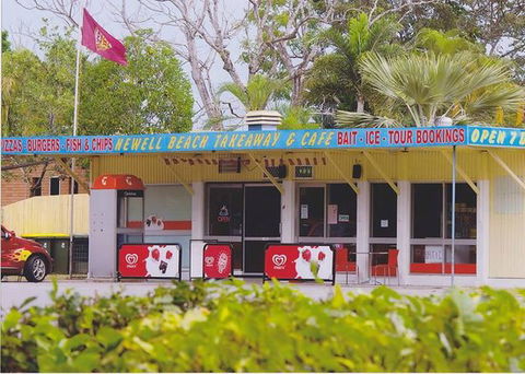 Newell Beach Takeaway And Cafe - Accommodation Melbourne 0
