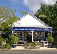 The Blue and White Teapot Cafe - Accommodation Melbourne