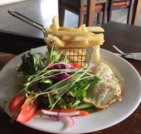 The Highlander Tavern - Accommodation Melbourne