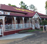 The Royal Hotel Restaurant - Accommodation Melbourne