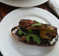 The Snug Public House - Accommodation Melbourne