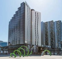 Peppers Docklands - Accommodation Melbourne