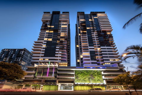 Arise Ivy And Eve - Accommodation Melbourne 0