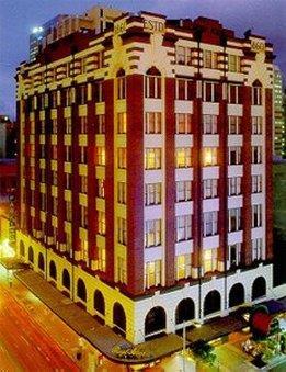 Royal Albert Hotel - Accommodation Melbourne 0