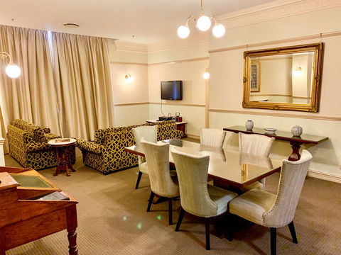 Royal Albert Hotel - Accommodation Melbourne 4