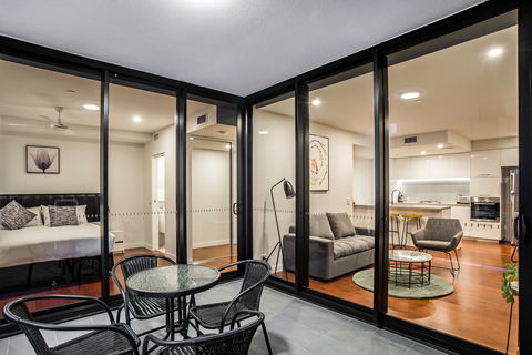 Arise Atlas - Accommodation Melbourne 6