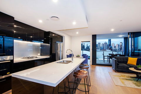 Arise Atlas - Accommodation Melbourne 14