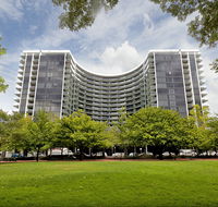 Astra Canberra Manhattan - Accommodation Melbourne